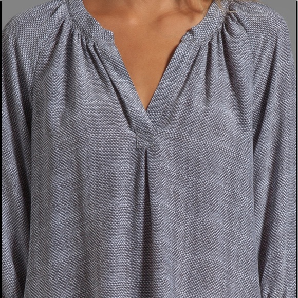 Joie Textural Print Addie B 100% Silk Blouse - Picture 8 of 8